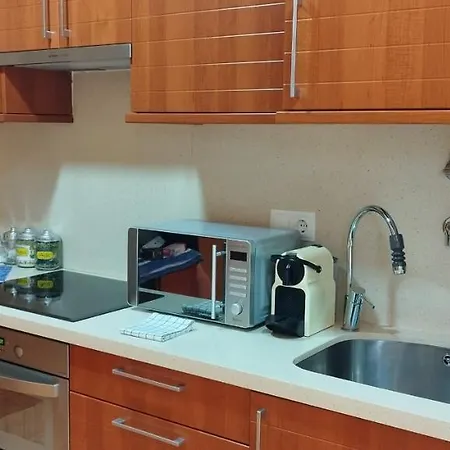 Apartment Cozy Close To The In Beatiful Area